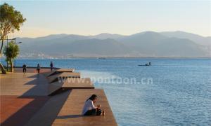 日落休息室--最浪漫的行人天橋